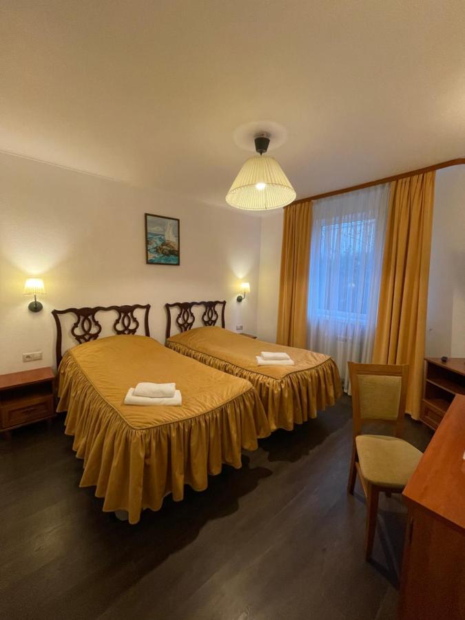 Gusarskiy Hotel&Apartment Kiev Bagian luar foto
