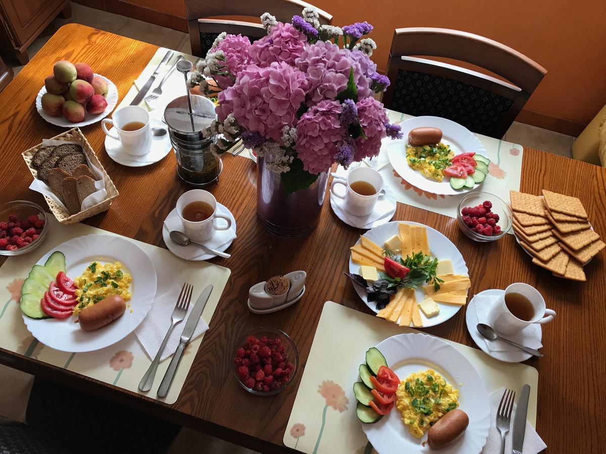 Gusarskiy Hotel&Apartment Kiev Bagian luar foto